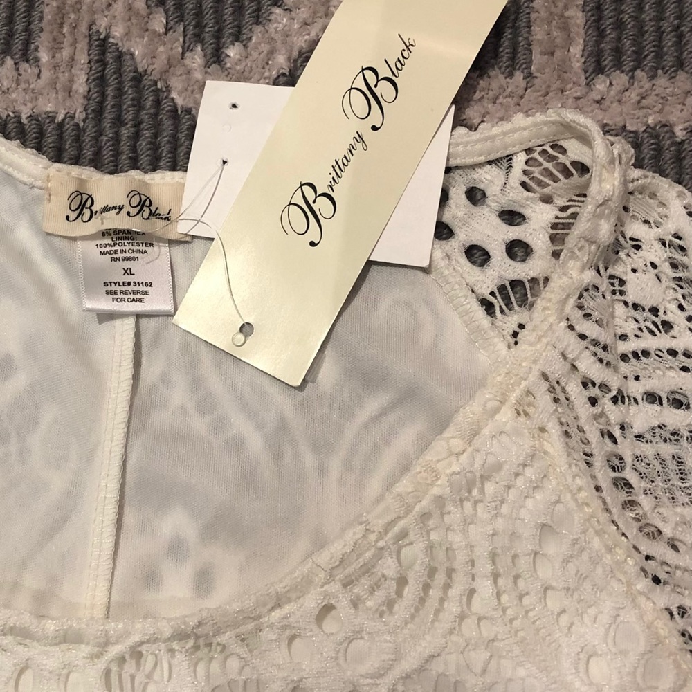 🛍️SALE 2 for $20 Lace Top size XL new with tags - Picture 4 of 12
